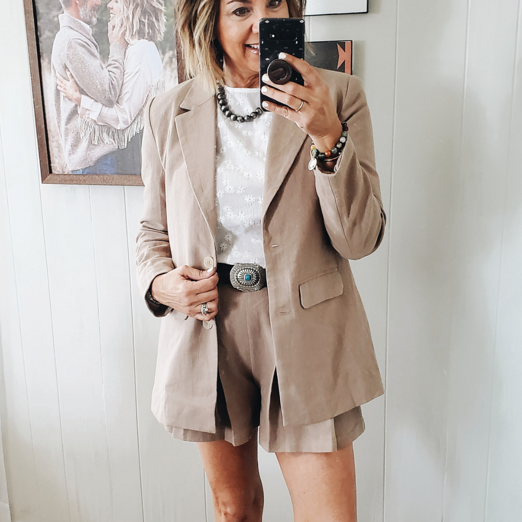 Short blazer, Beige